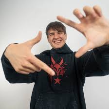 Natan Zgorzyk: Rosnąca popularność polskiego streamingu gier wideo i zakładów bukmacherskich